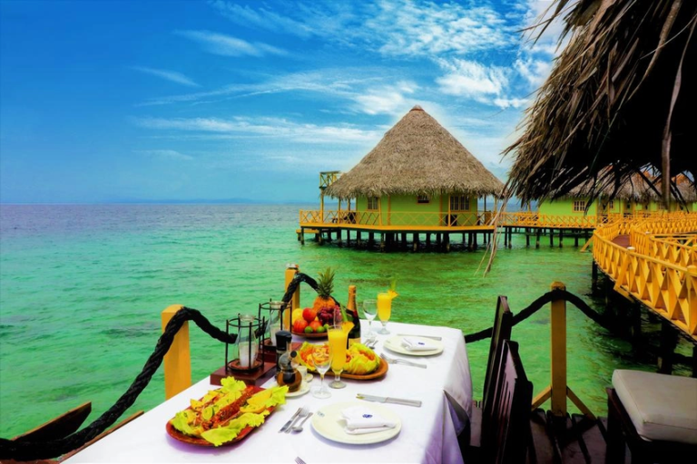 Punta Caracol Acqua Lodge Overwater Bungalows