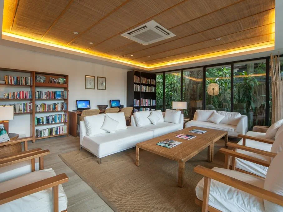 9713 16031517020040779215